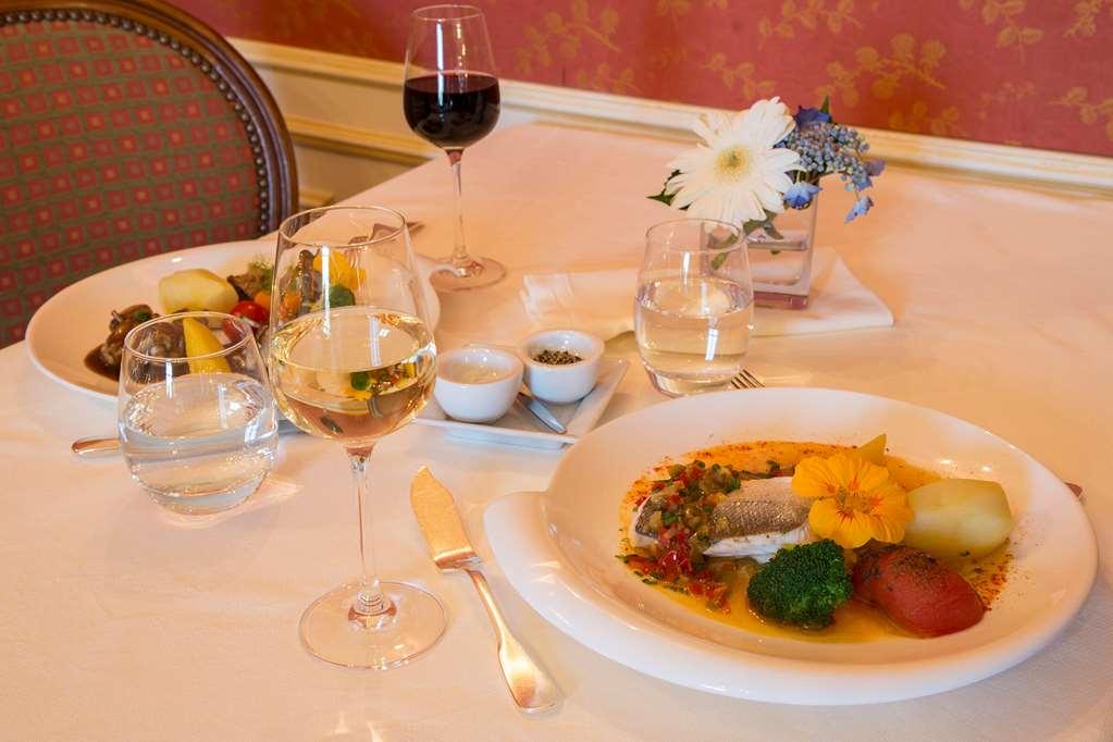 Clos De Vallombreuse, The Originals Relais Douarnenez Restaurant billede